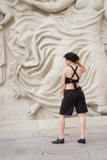 Le short Lou noir en coton bio