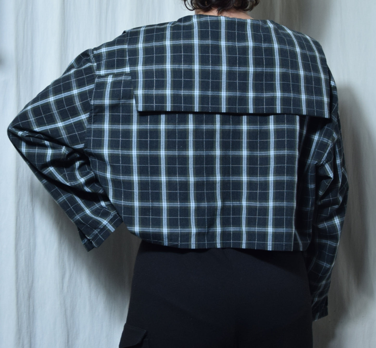 La chemise Dani noire à carreaux