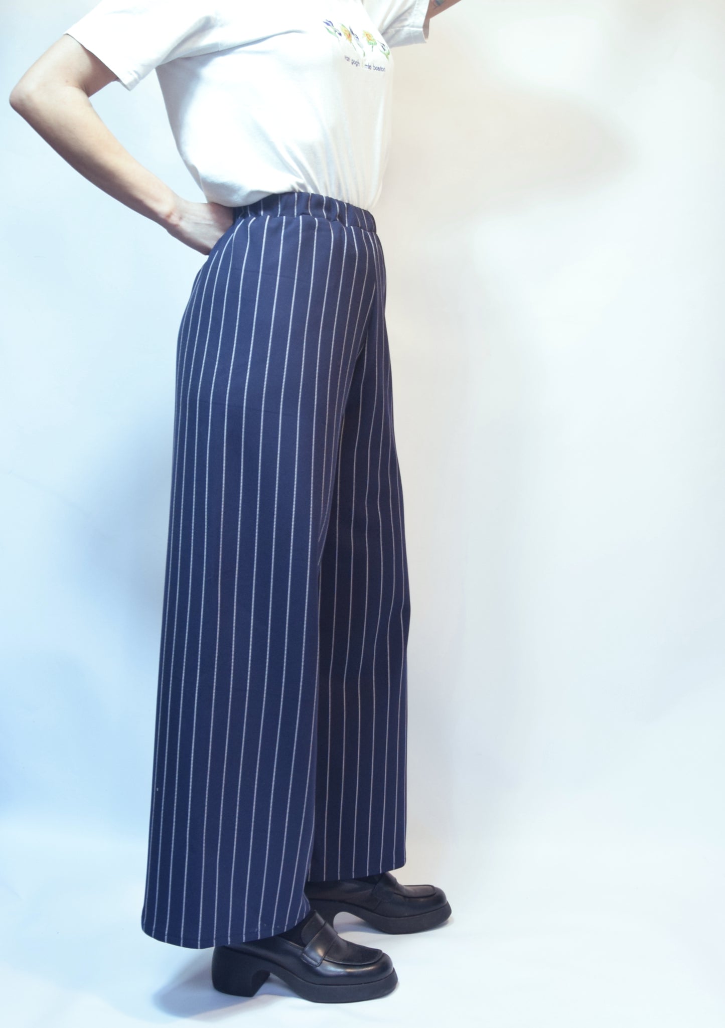 Le pantalon Ertha à rayures