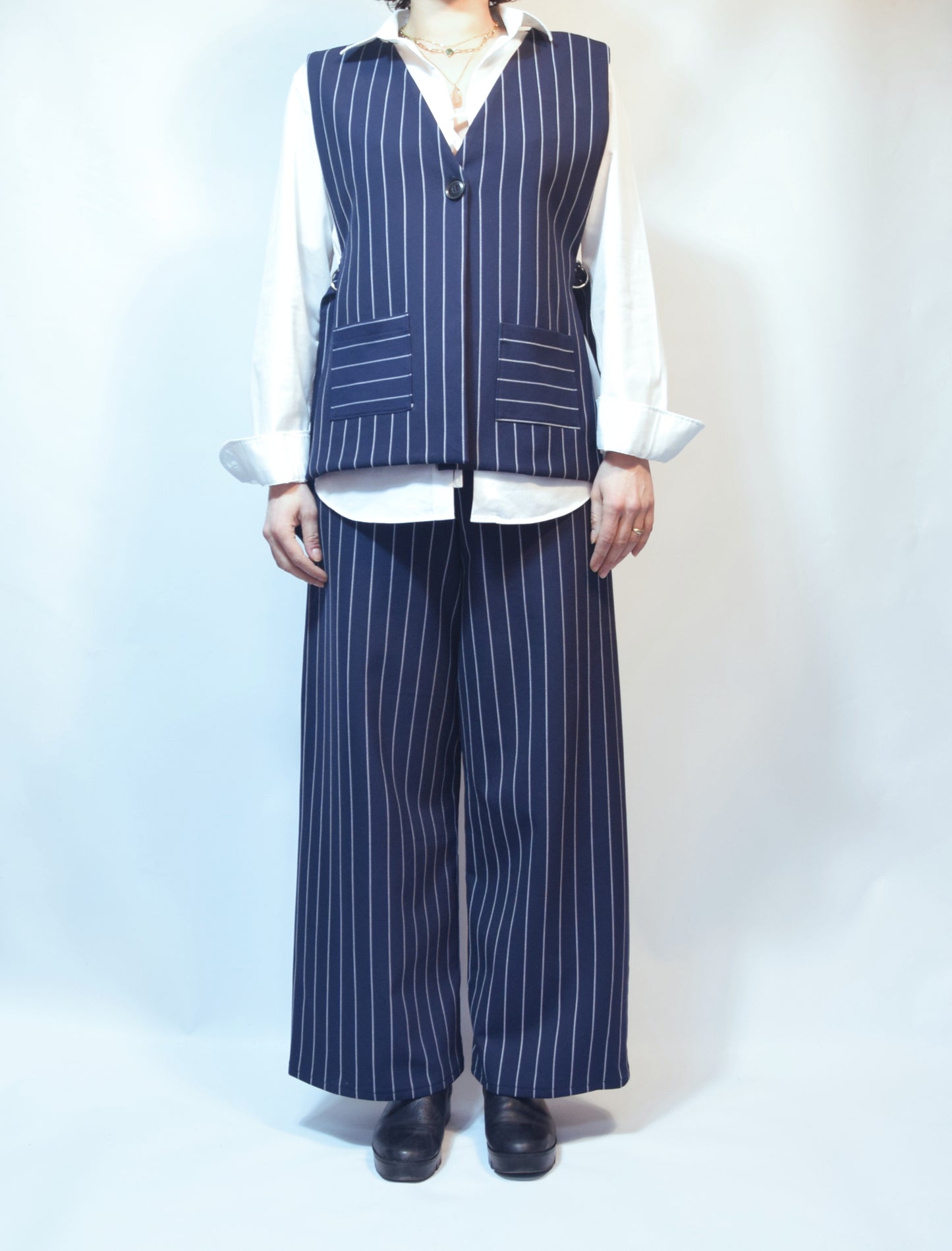 Le pantalon Ertha à rayures