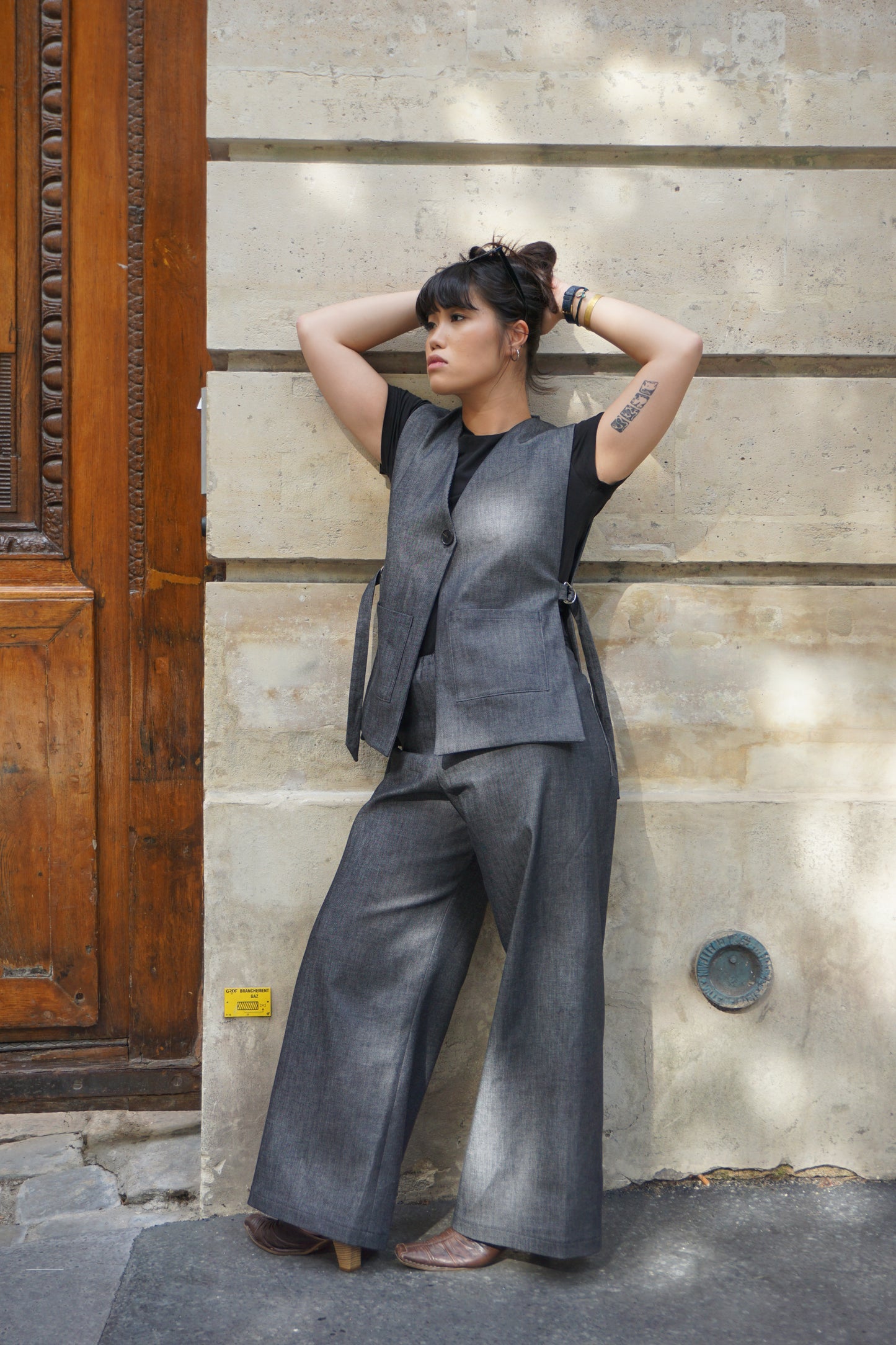La veste Ertha en denim gris foncé