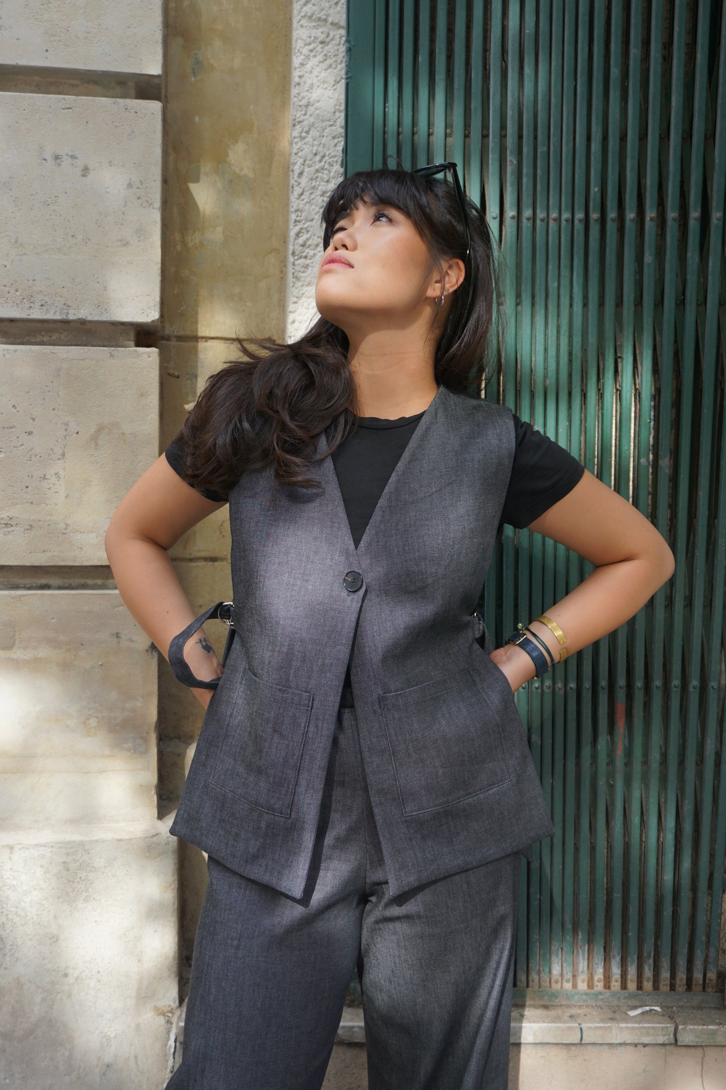 La veste Ertha en denim gris foncé