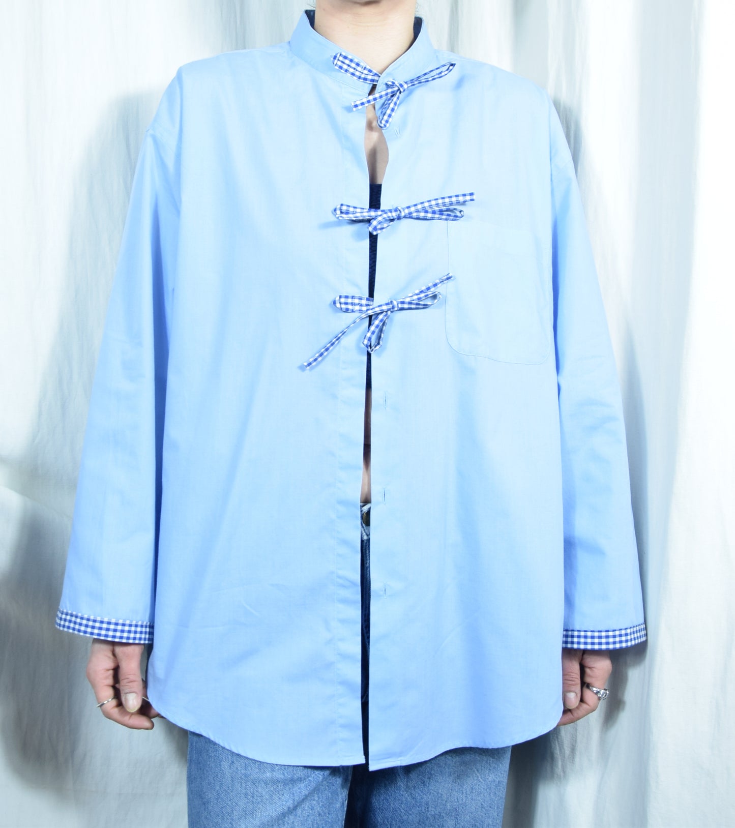 The sky blue June shirt